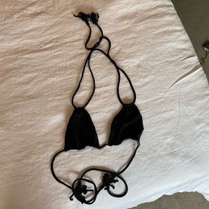 Acacia black size large bikini top
